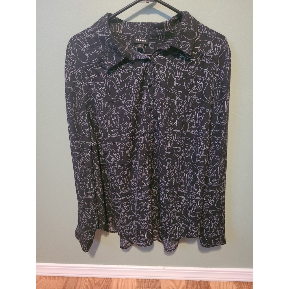 Torrid SZ 2X Cats Black White Funky Abstract Modernist Blouse Shirt Top
